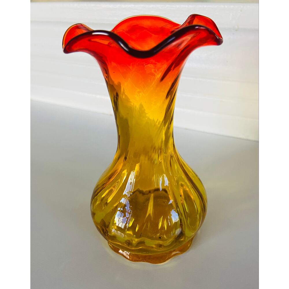 VINTAGE MCM Mid Century Amberina Yellow & Red Glass Ruffled Top Flower Bud Vase